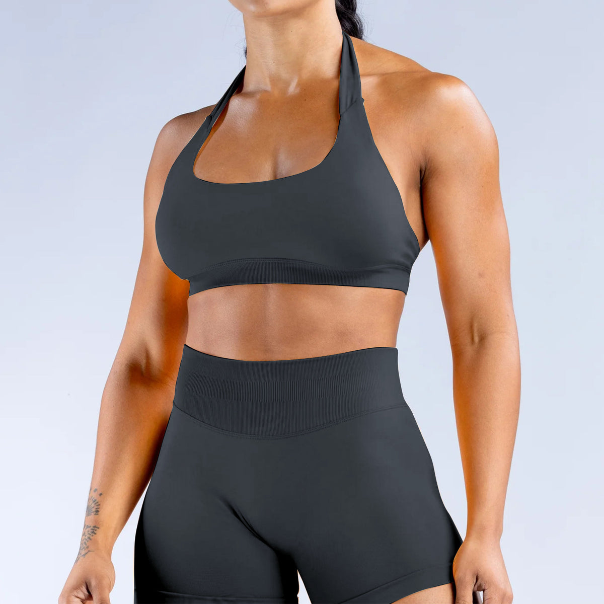 Halter Seamless Sports Bra
